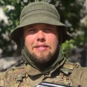 Артур Асадов - боєць підрозділу «Карпатська Січ», який віддав своє життя за Україну, але не хотів отримувати звання Героя України