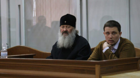 Феміда обрала запобіжний захід митрополиту УПЦ (МП) та колишньому наміснику Лаври Павлу (Лебідь) у Шевченківському суді: деталі справи.