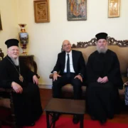Патріарх Варфоломій зустрівся з міністром МЗС Греції