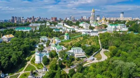 Суд прийняв рішення заборонити перешкоджати роботі комісії в Києво-Печерській Лаврі, – Ткаченко