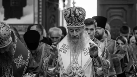 Чому Верховна Рада не може заборонити УПЦ МП і як це мало працювати