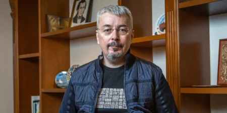Хрестовий підхід. Олександр Ткаченко про майбутнє Лаври і ТБ, лагідну українізацію деокупованого Криму і Донбасу — інтерв’ю NV