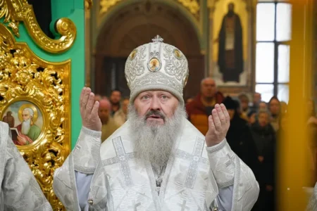 Агонія Паши Мерседеса: Павло (Лебідь) подав позов проти президента Володимира Зеленського