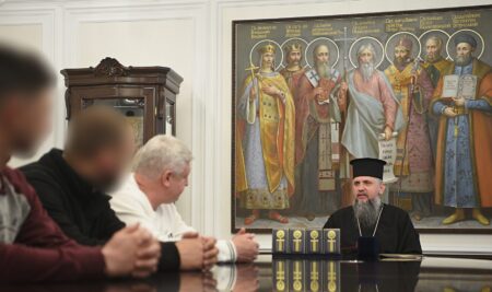 Предстоятель відзначив військовослужбовців та волонтерів