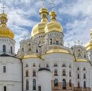 Травень: духовність та вшанування наших предків