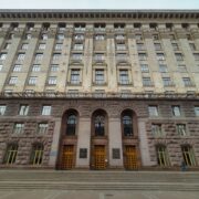 Київська міська рада розглядає можливість розриву договорів з УПЦ МП