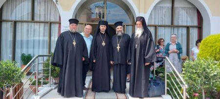 Історична Божественна Літургія в храмі Прп. Іоана-руського Запорізького козака: Українські та грецькі духовні спільноти об’єдналися у молитві