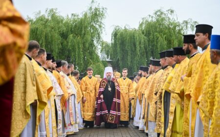 Предстоятель очолив Божественну літургію у Свято-Георгіївському монастирі на Козацьких могилах