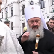 Приїхав до лаври. Павло Лебідь порушив умови домашнього арешту (відео)