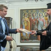 Митрополит Епіфаній зустрівся зі старшим єпископом Церкви християн віри євангельської
