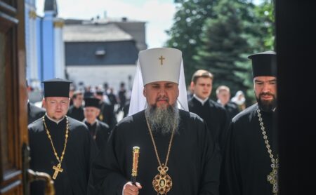 Предстоятель очолив урочистості з нагоди чергового випуску у Київській православній богословській академії