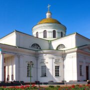 Патріарх Філарет зустрівся з українськими співаками для обговорення культурних викликів
