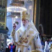 Митрополит Епіфаній звершив Божественну літургію в столичному Петропавлівському храмі