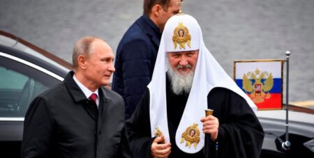 Автокефальна УПЦ (ПЦУ) закликає Вселенського Патріарха засудити “русскій мір” та патріарха РПЦ Кирила за підтримку агресії проти України