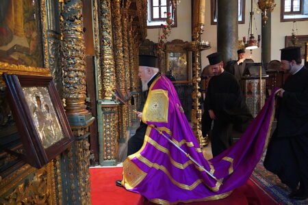 Свято першоапостолів Петра і Павла на Фанарі