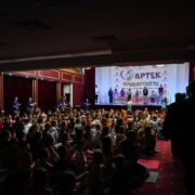 Предстоятель підтримав дітей захисників Батьківщини, дітей-сиріт та дітей-переселенців, які проходять оздоровлення в Трускавці