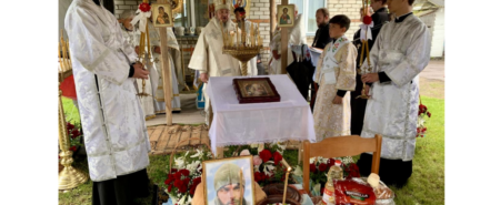 Священнослужителі тринадцяти єпархій провели у вічність загиблих Захисників України