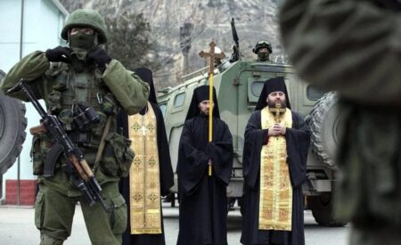 РПЦ на шляху до осатаніння: віряни та служителі добровільно піддаються антихристу, – релігієзнавець