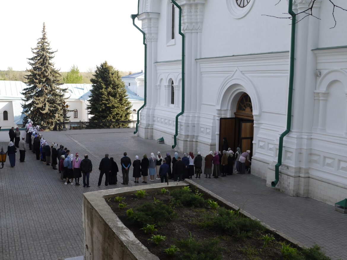 Святогірська лавра підпорядкована Митрополиту Онуфрію: Рішення Священного Синоду УПЦ МП