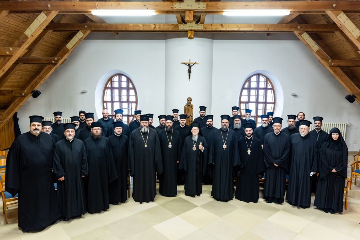 Патріарх Варфоломій та Українська Православна Громада в Угорщині: День Зустрічей та Важливих Подій