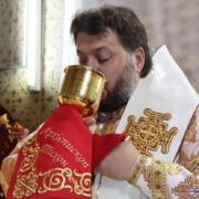 Поклонімося Героям: Патріотизм та Вдячність у Долі Анатолія Вайпана
