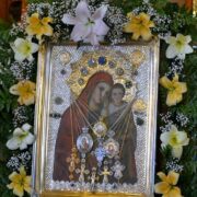 Єпископ Команський Михаїл закликає розвивати таланти на служіння спільному добру: Богослужіння в Андріївському храмі Ставропігії