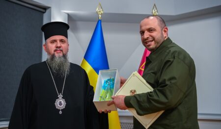 Митрополит Епіфаній зустрівся з міністром оборони України Рустемом Умєровим