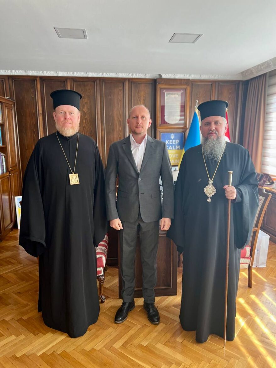 Блаженнійший Митрополит Епіфаній відвідав Генеральне консульство України в Стамбулі