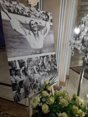 Україна проводить в останню путь народну артистку Ніну Матвієнко (ОНОВЛЕНО)