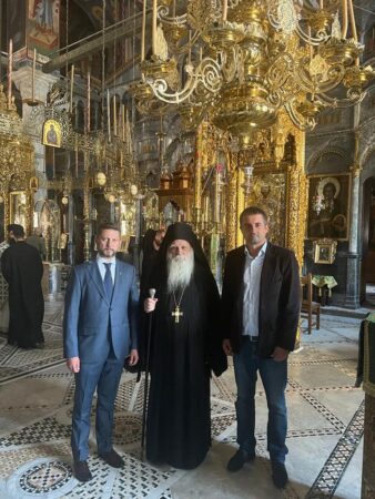 Молитва за захисників України на Святій Горі Афон під час святкування Покрови Пресвятої Богородиці