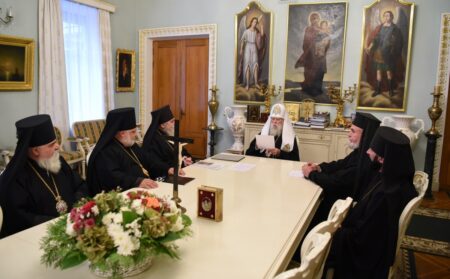 Священний Синод УПЦ КП: Ухвалено Важливі Рішення щодо Молдовської Єпархії та Канонізації Святого Луки