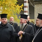 Митрополит Епіфаній відвідав Волонтерський Хаб у Дніпрі