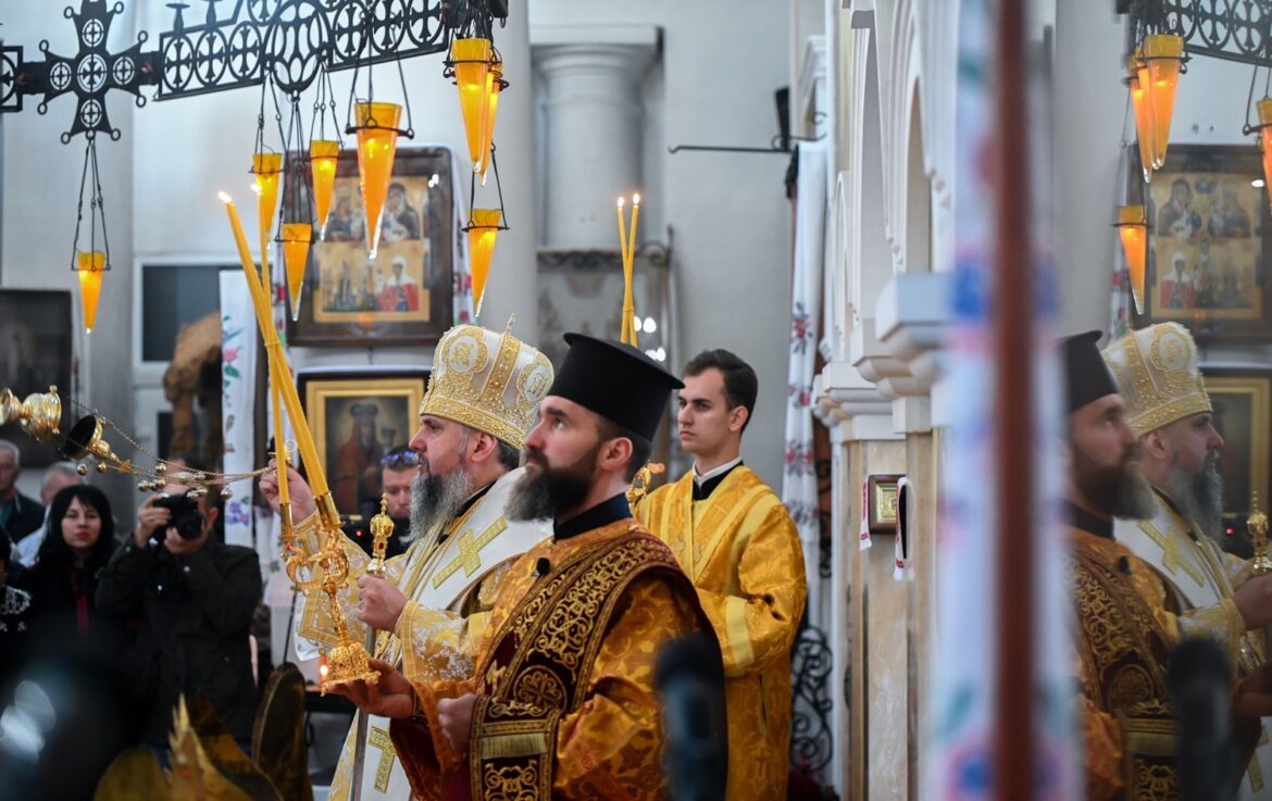 Історичний момент: освячення престолу у храмі Різдва Богородиці