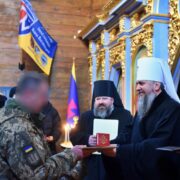 Предстоятель вшанував жертви Батуринської трагедії: Митрополит Епіфаній молиться за пам'ять загиблих