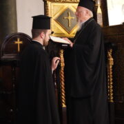 Божественна Літургія на Акрополі: Патріарх Варфоломій молився за мир і пам'ять про святого Нектарія