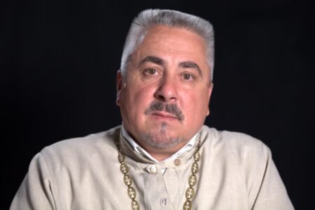 «Росія перетворилась на зону» – капелан, що пройшов російський полон
