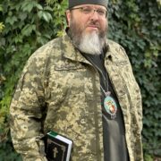 Єпископ Гавриїл (Кризина) у ролі місцевої гламурної зіроньки