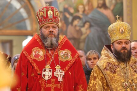 Унікальна Історія: Відновлення Богослужінь у Миколаївському Соборі Кременця після 191 року окупації РПЦ