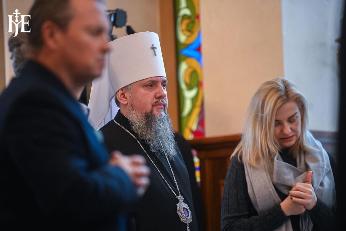 Різдвяний молитовний сніданок України: Об’єднані молитвою за свободу та перемогу