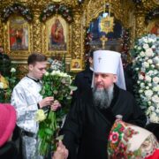 Різдвяна Літургія у Золотоверхому соборі Києва: Звернення до Бога за мир і благословення