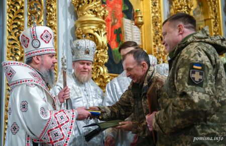 Митрополит Епіфаній очолив богослужіння в Успенському соборі Києво-Печерської Лаври в день памʼяті апостола Стефана