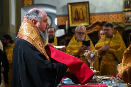 Богослужіння в Успенському кафедральному соборі м. Гельсінкі: Делегація ПЦУ зустрічає важливий день єднання та взаємопідтримки