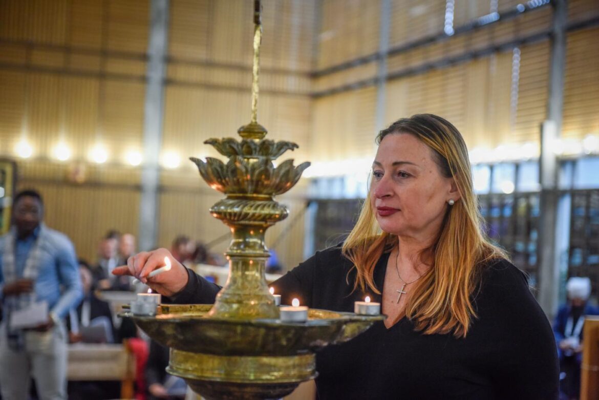 Молитва та Віра: Інсайти української матері, біженця від війни