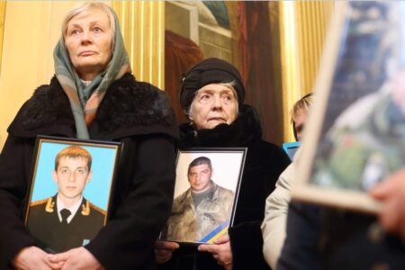 “Мала перемога веде до великої”: ПЦУ в Кременці вперше відслужили богослужіння українською мовою