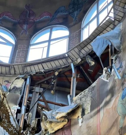 Критичний момент: Обстріл призвів до руйнування Стрітенського храму в Одесі