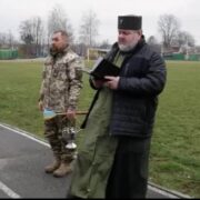 Дергачі вручають ключі до сили та захисту: Освячення нових авто для українських захисників