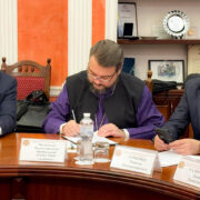 Засідання Поважної Ради: Вручення Ордену Святого Пантелеймона за Видатні Заслуги в Охороні Здоров'я