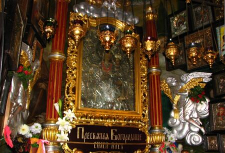 Молитва в Часи Небезпеки: Спільна Молитва та Сподівання у Час Ракетних Обстрілів України