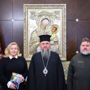 Митрополит Епіфаній закликає батьків молитися за воїнів