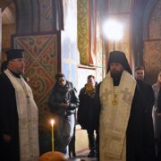 Єпископ Авраамій звершує панахиду за душу княгині Інгігерди-Ірини та київських правителів в святині Софії